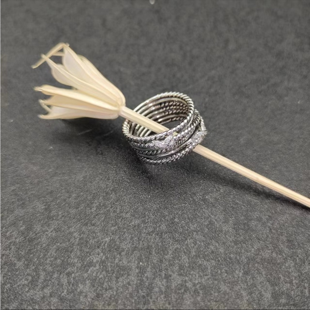 David Yurman Stackable Silver-Tone Twisted Rope Ring sz8 - Picture 4 of 8